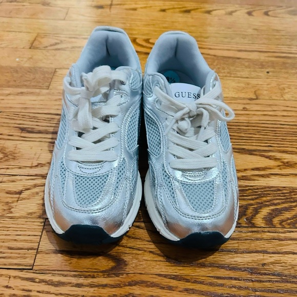 GUESS Silver Sneakers - Picture 5 of 9